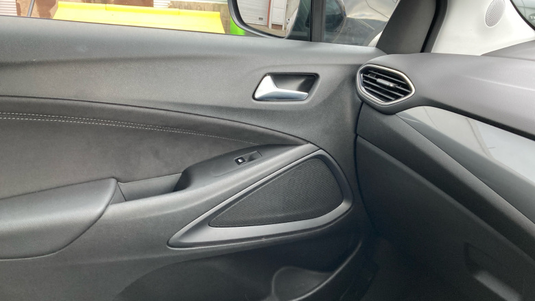 Vauxhall Crossland 1.2 Turbo Ultimate 5dr Petrol Hatchback